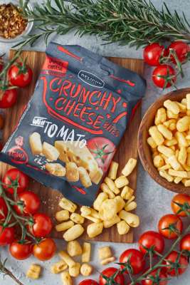 Crunchy Cheese “Deliche” with Tomatoes